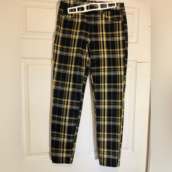 Wild Fable, plaid pants, yellow, black, white, size 2, excellent condition - Picture 2 of 4